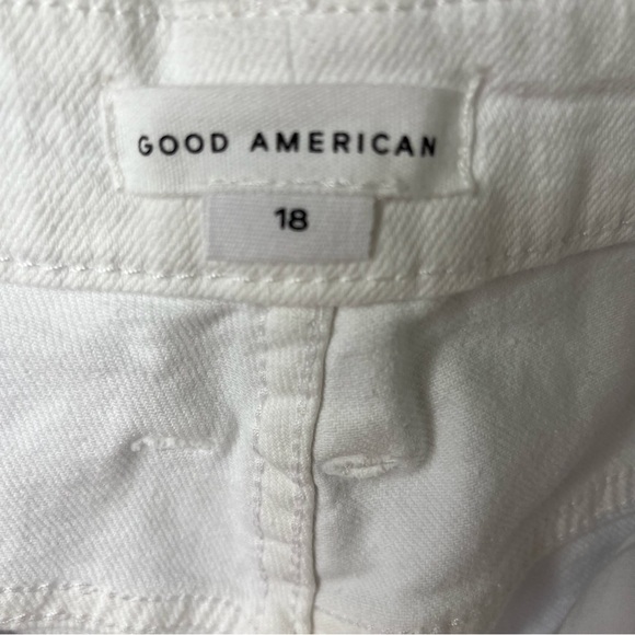 Good American Icon Shorts White Denim Plus Size 18 High Rise Raw Hem Bermuda - Picture 8 of 11